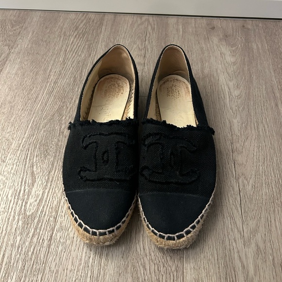 Chanel black canvas espadrilles size 38/7 - Picture 1 of 5